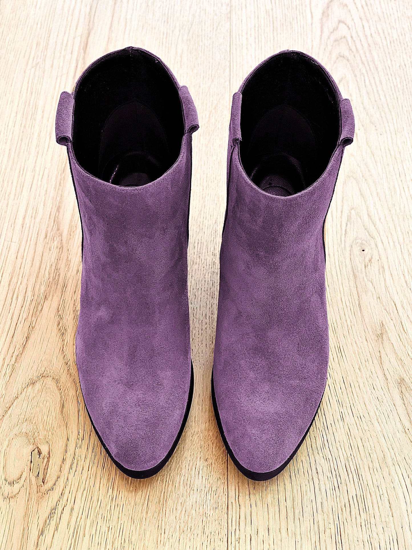 FLIEDERFARBENES WILDLEDER TESSA