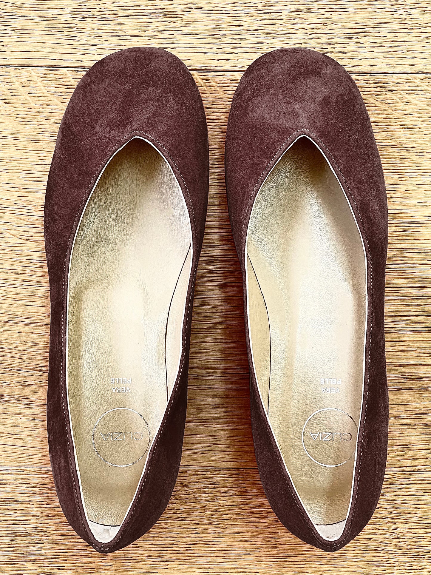 ANJA BROWN SUEDE