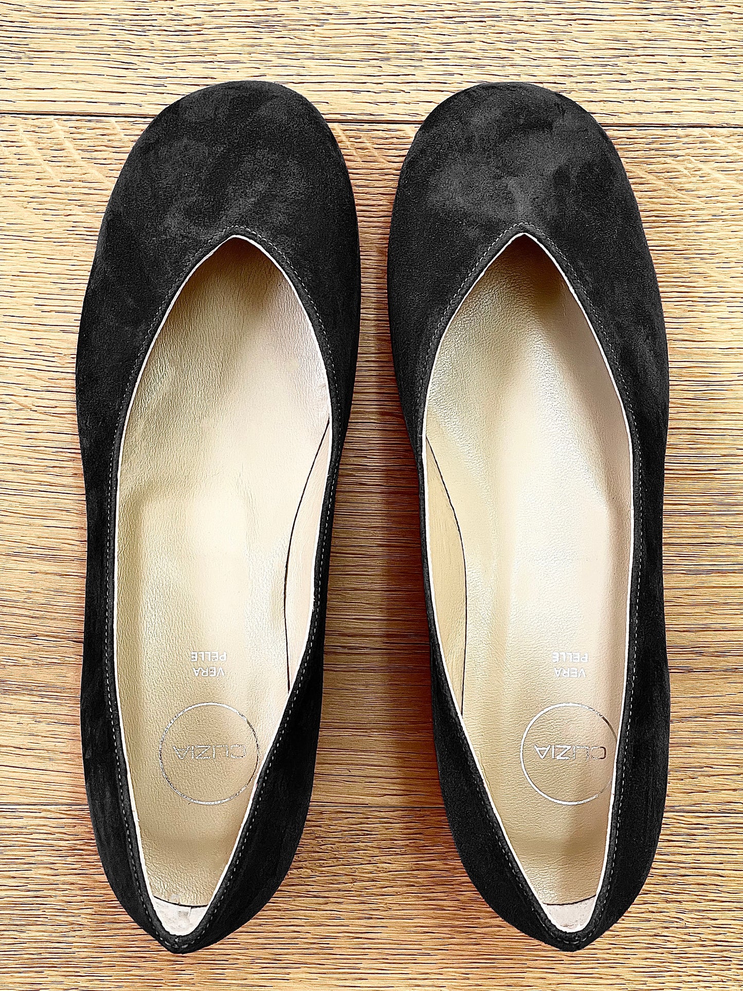 ANJA BLACK SUEDE