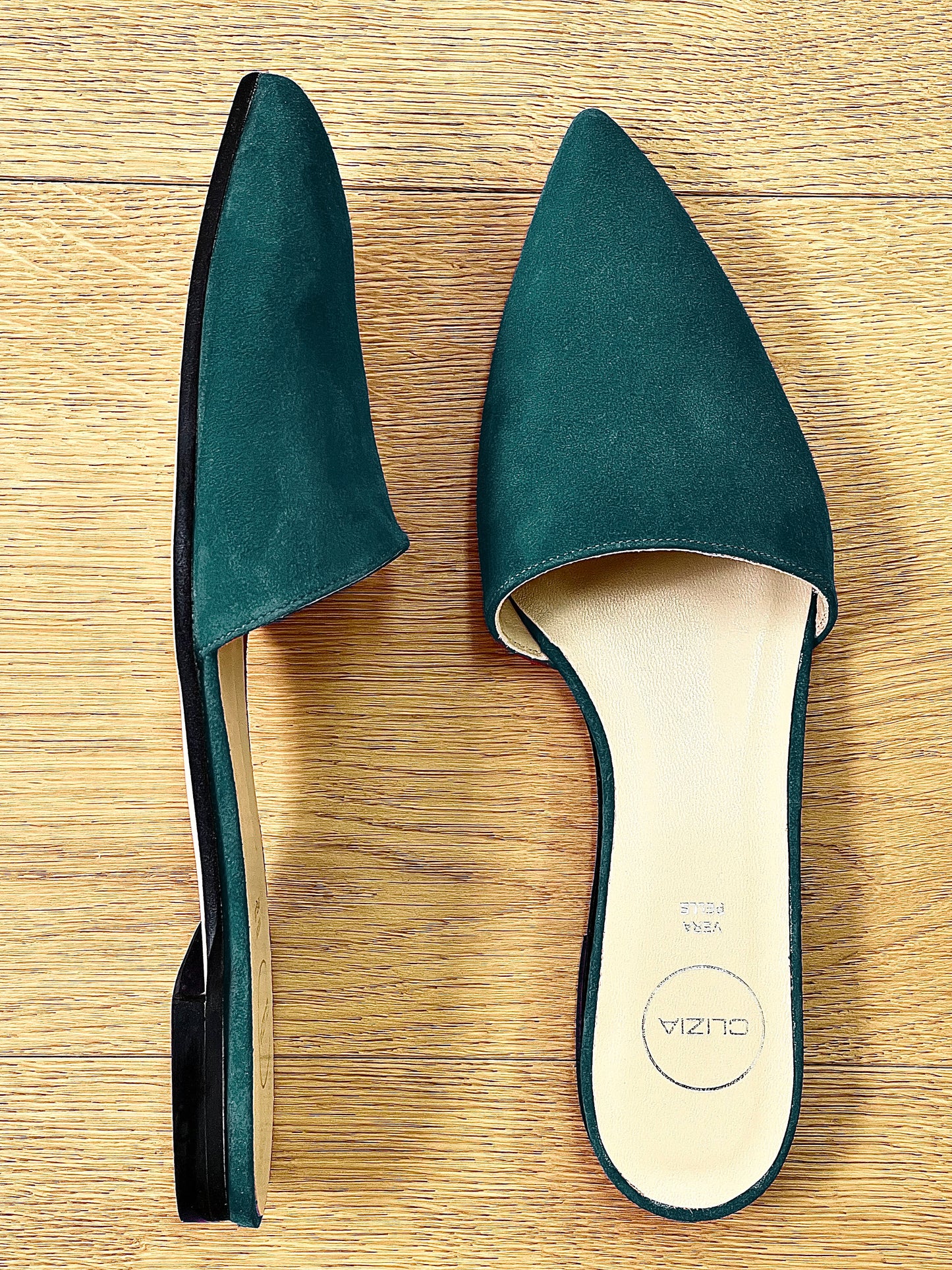 AINETT SUEDE BOTTLE