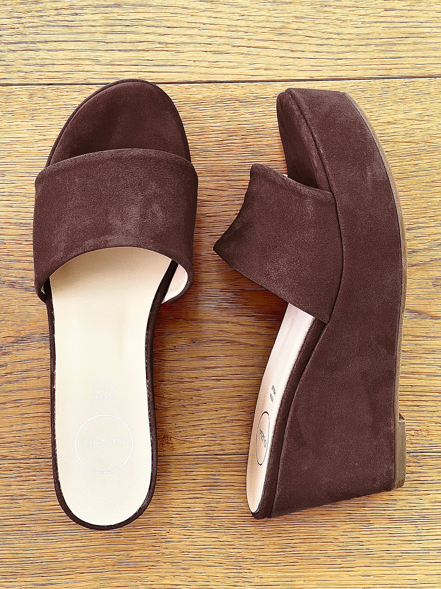 ARON BROWN SUEDE