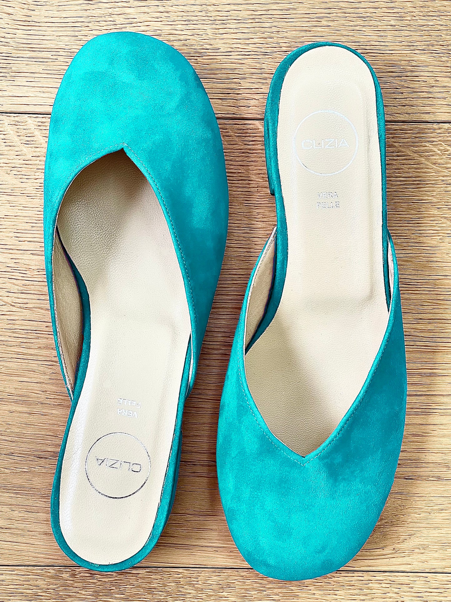 SULLY TURQUOISE SUEDE