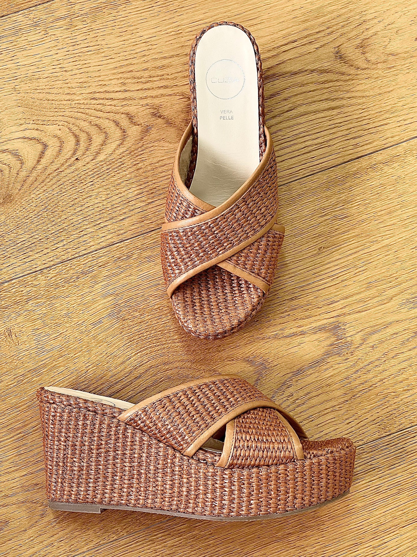 RUDY RAFFIA LEATHER