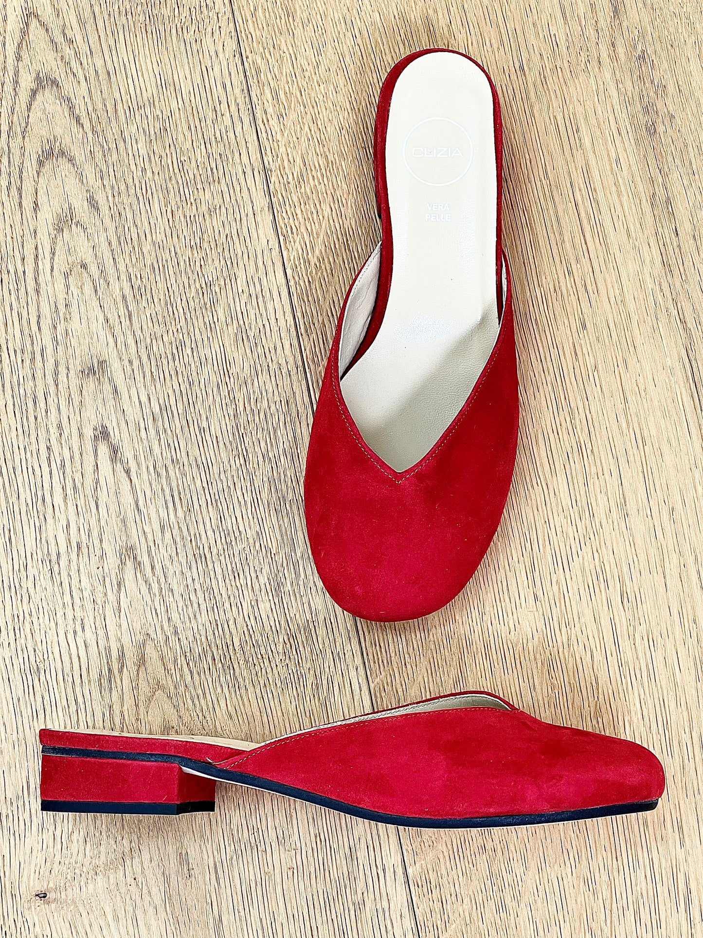 SULLY RED SUEDE