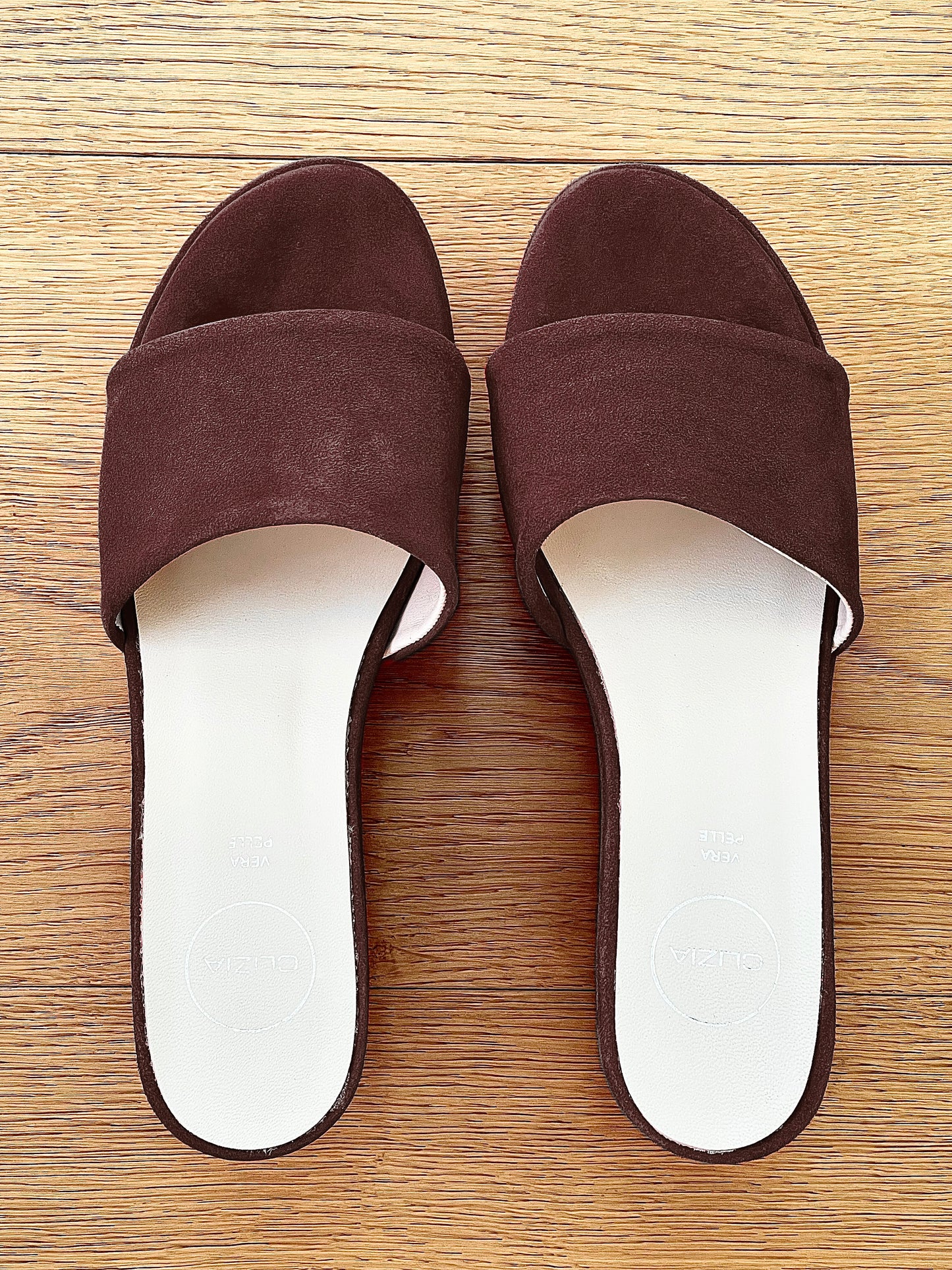 ARON BROWN SUEDE