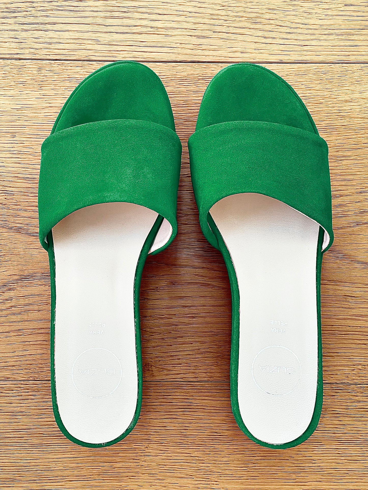 ARON GREEN SUEDE