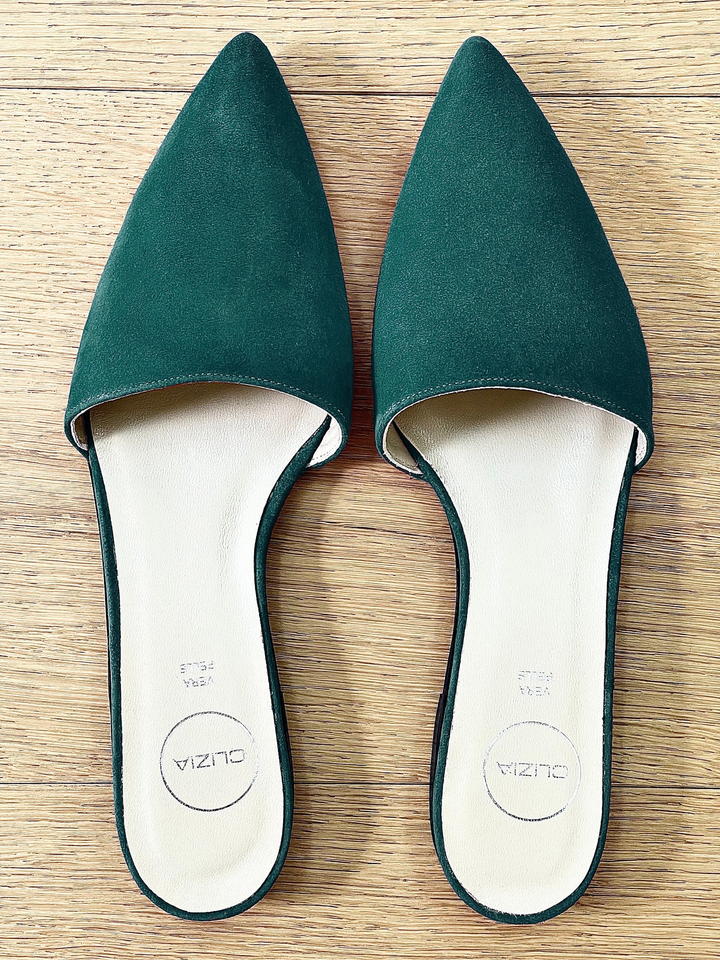 AINETT SUEDE BOTTLE