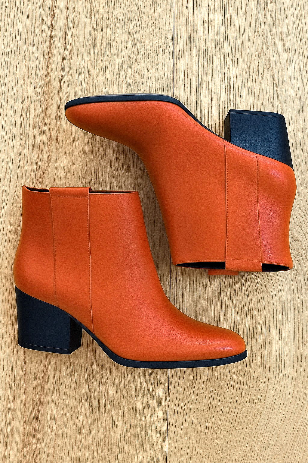 ORANGE LEATHER TESSA