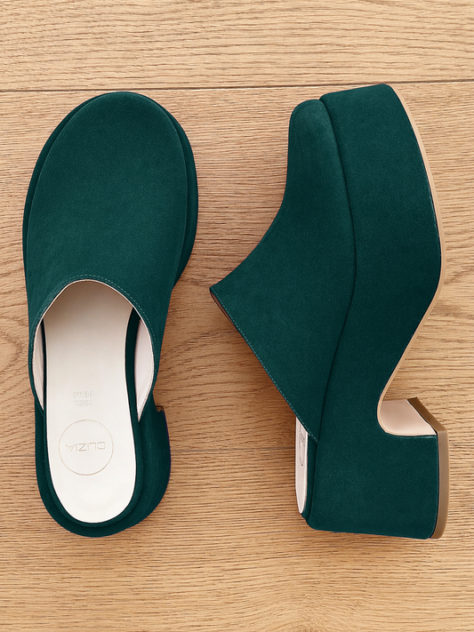 BOTTLE-COLORED SUEDE BAG