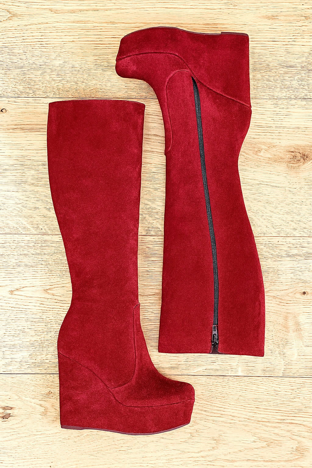 SAM SUEDE RED