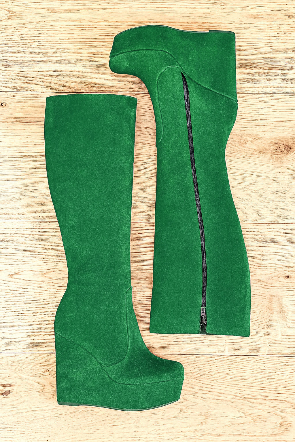 GREEN SUEDE SAM