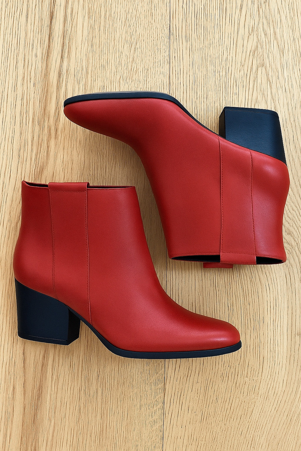 RED LEATHER TESSA