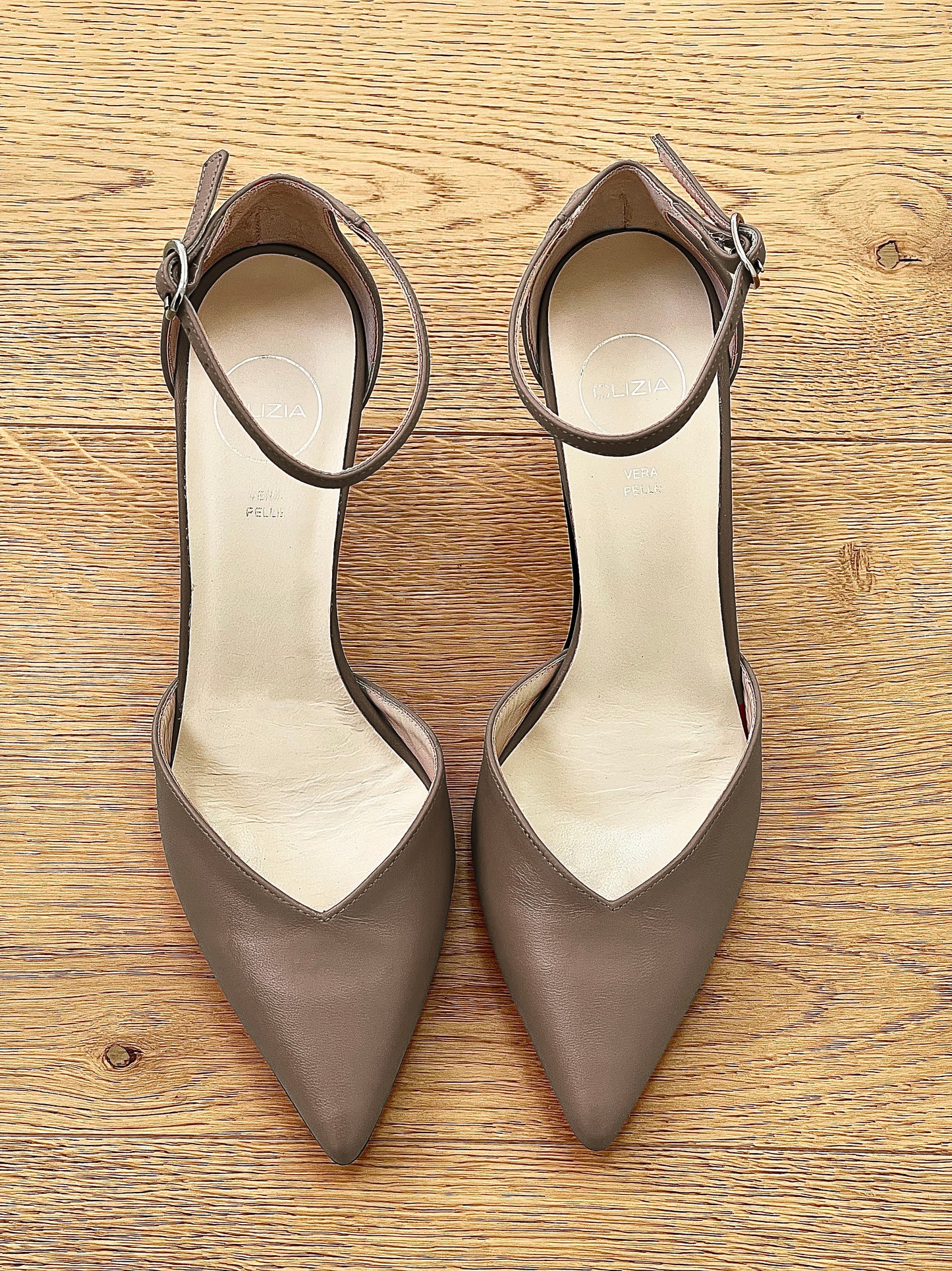 ADA TAUPE LEATHER