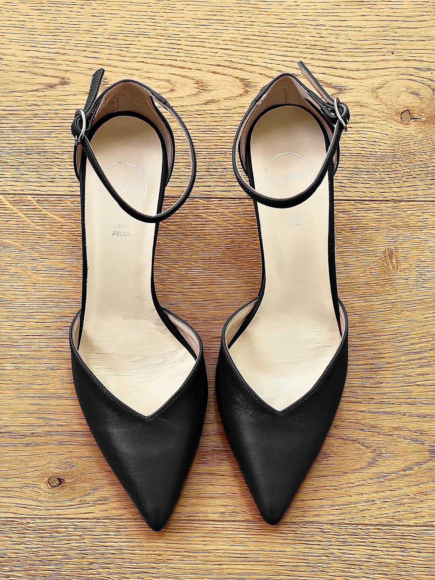 ADA BLACK LEATHER