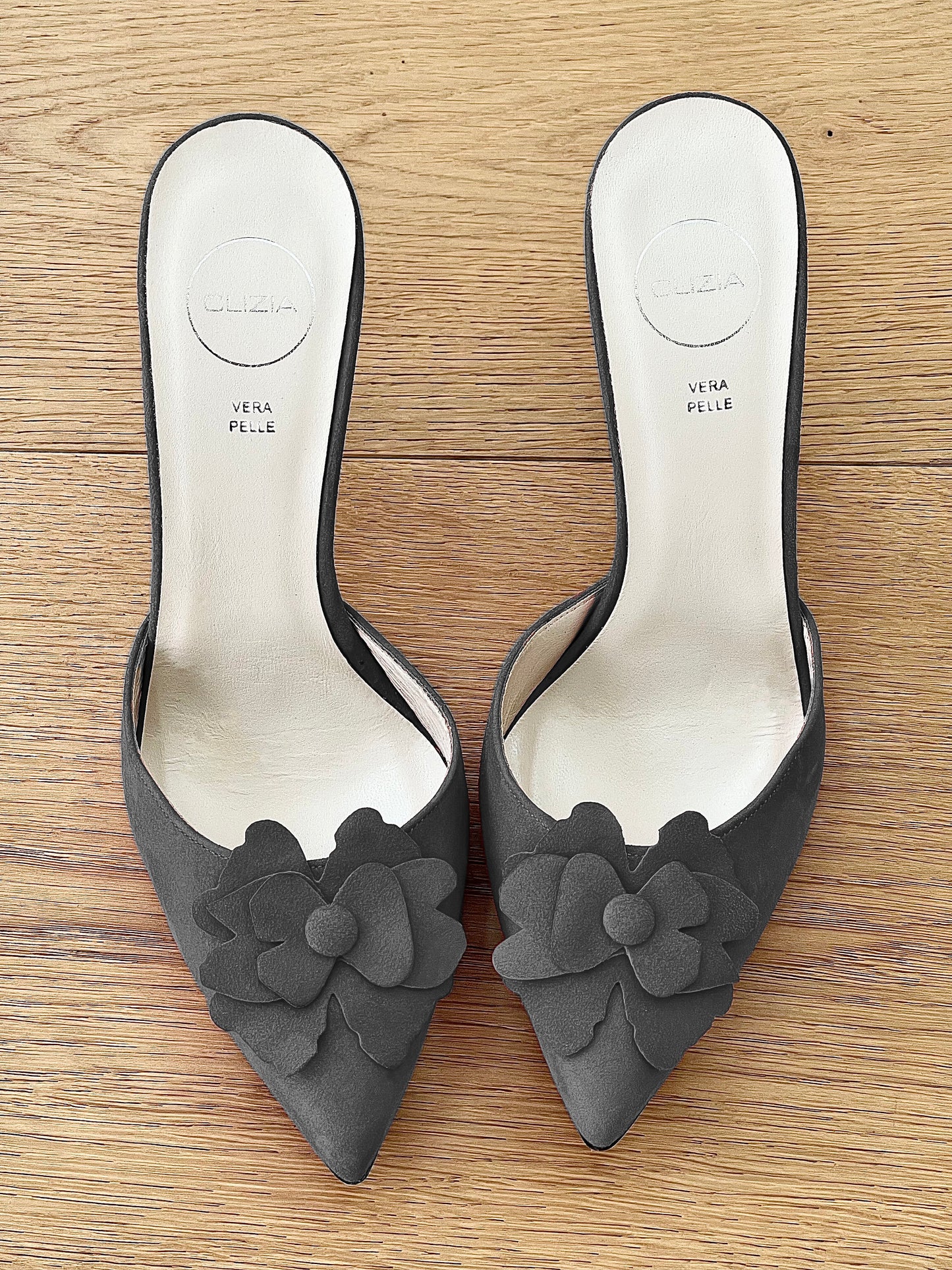 JODY GRAY SUEDE
