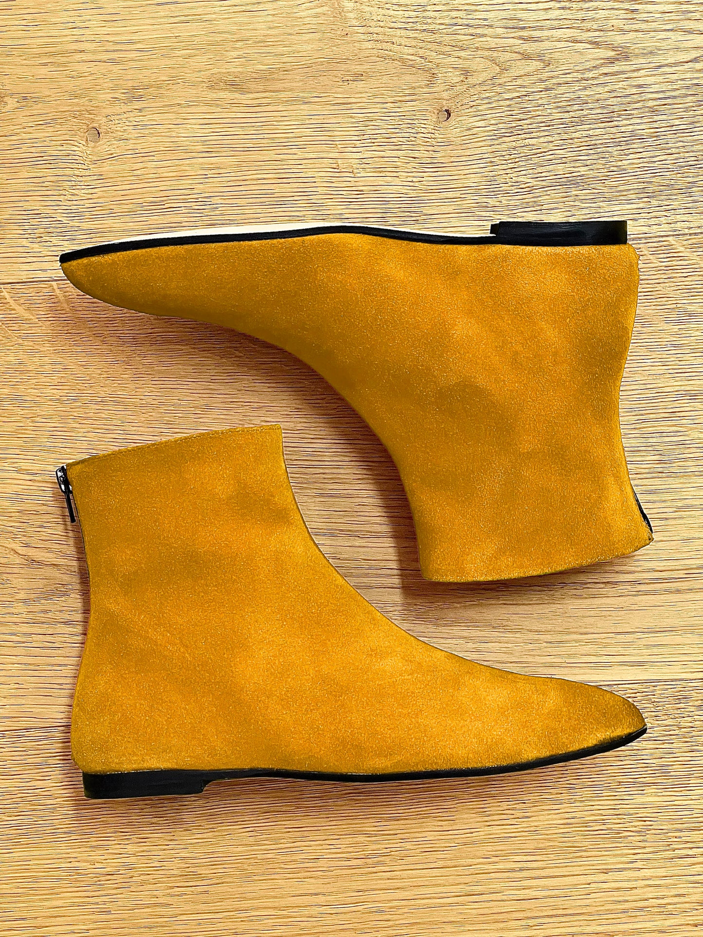 SINDEL SUEDE OCHRE