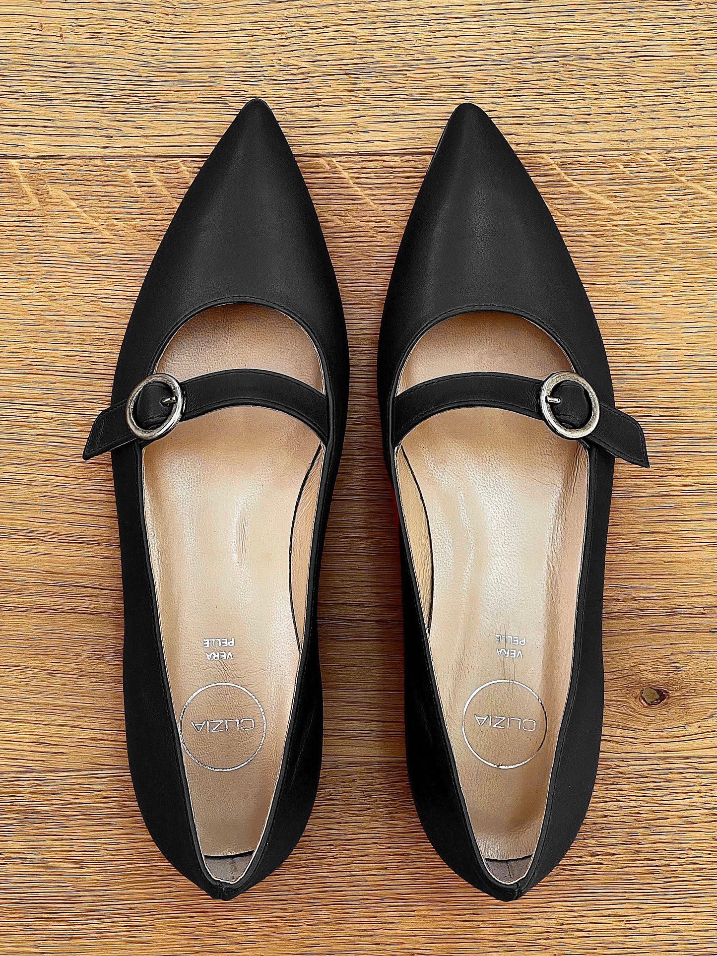 ARIS LEATHER BLACK
