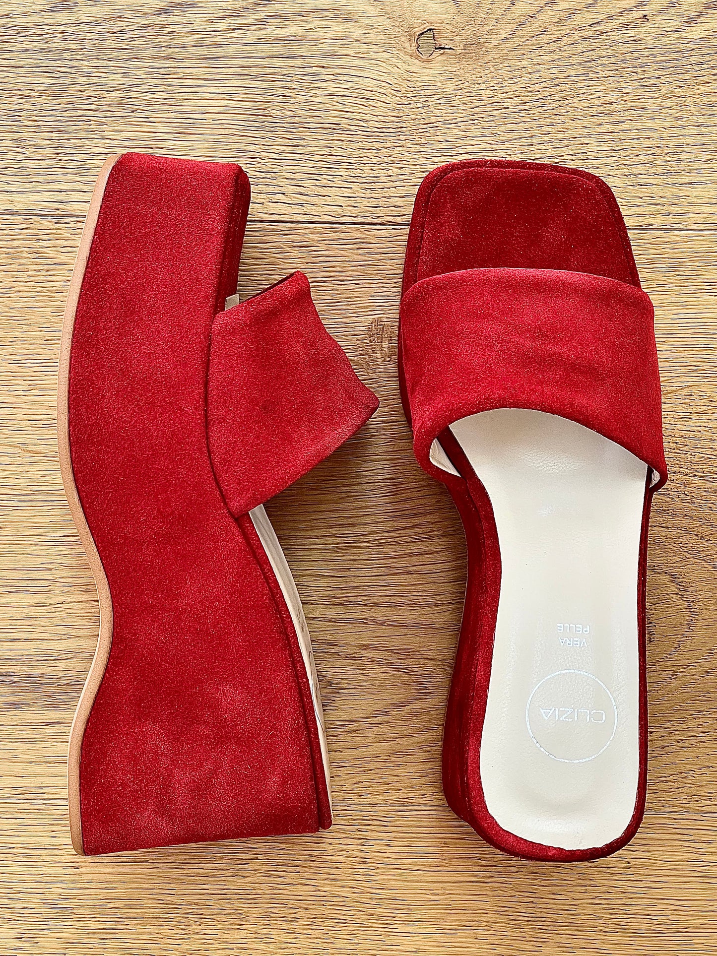CONNIE RED SUEDE