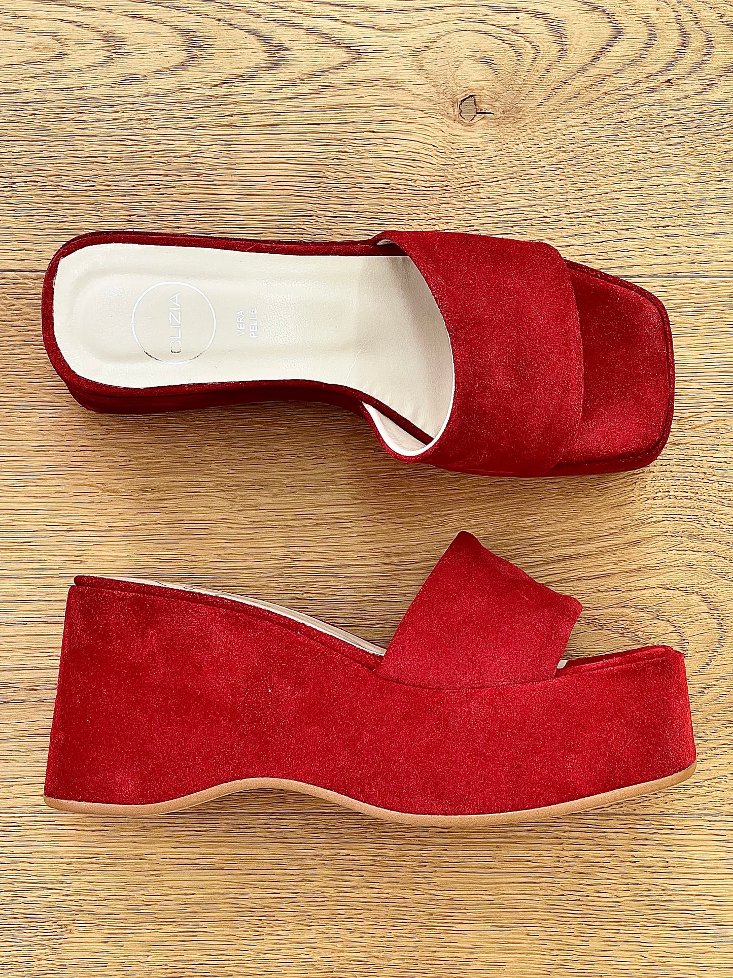 CONNIE RED SUEDE