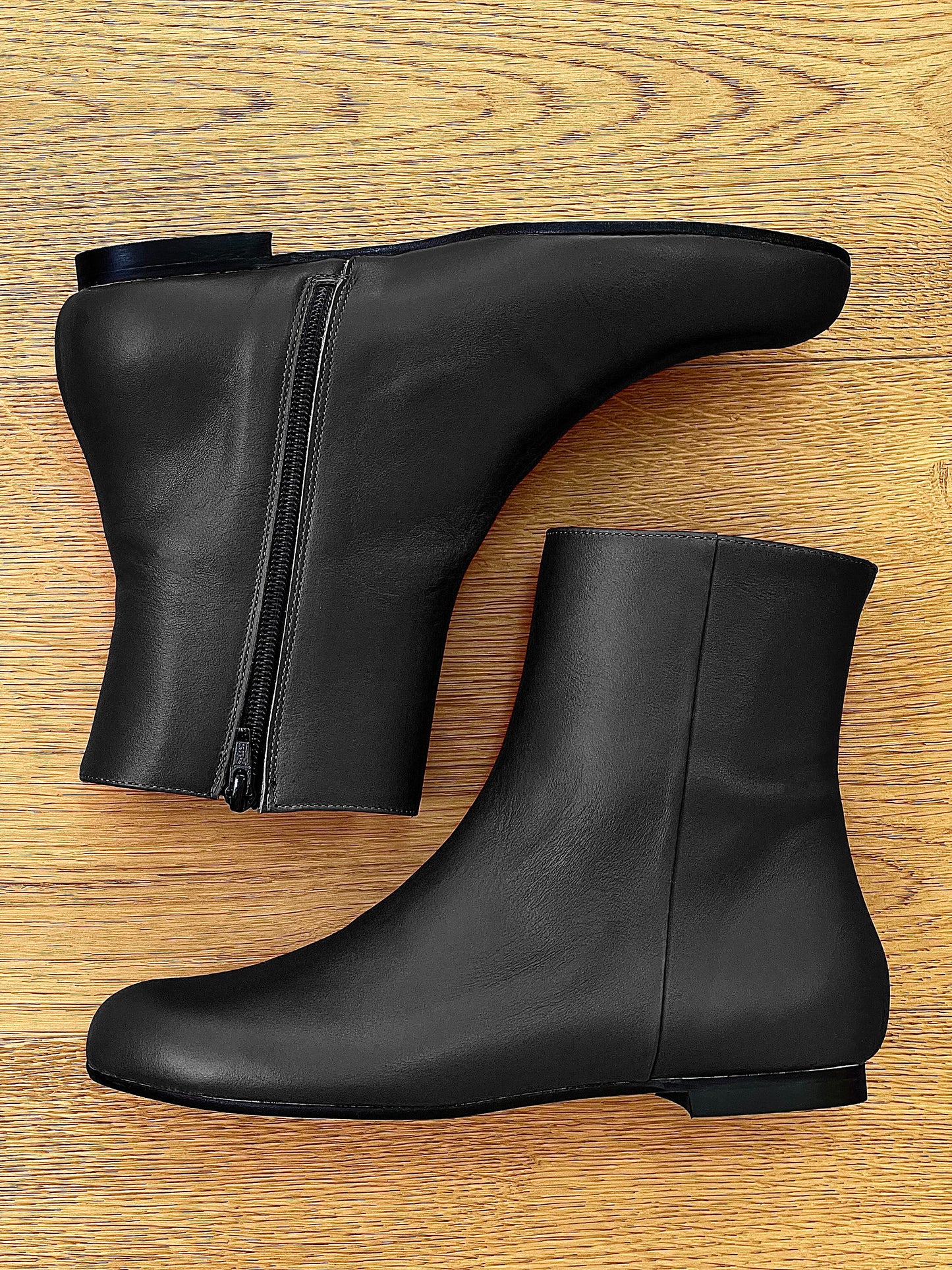 KOEN LEATHER BLACK