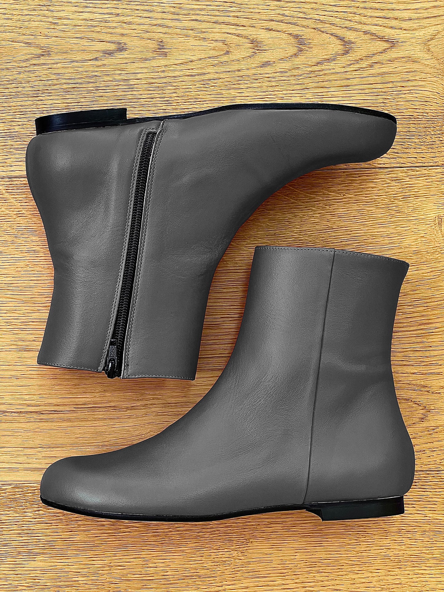 KOEN LEATHER GRAY