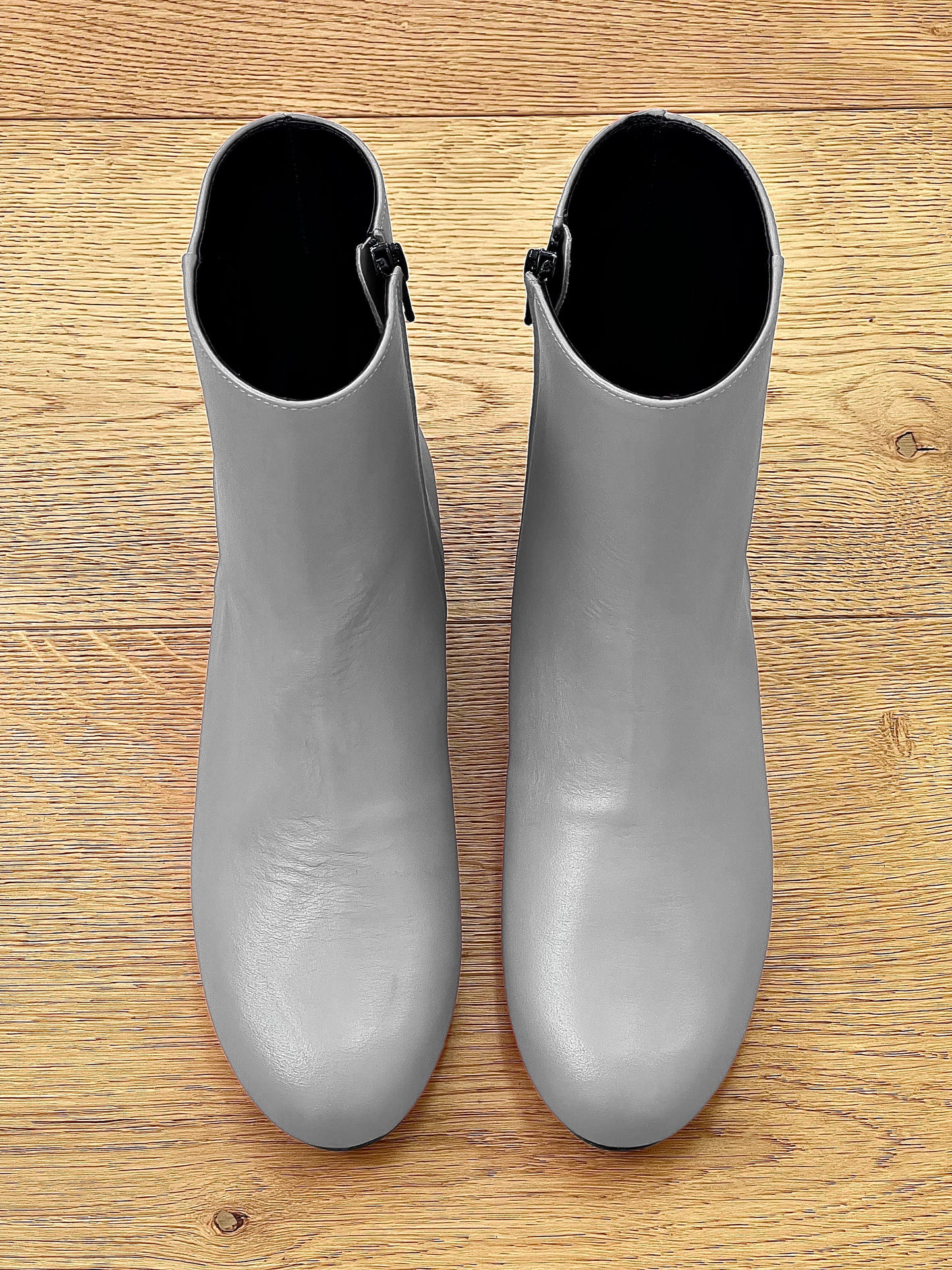 KOEN LEATHER ICE