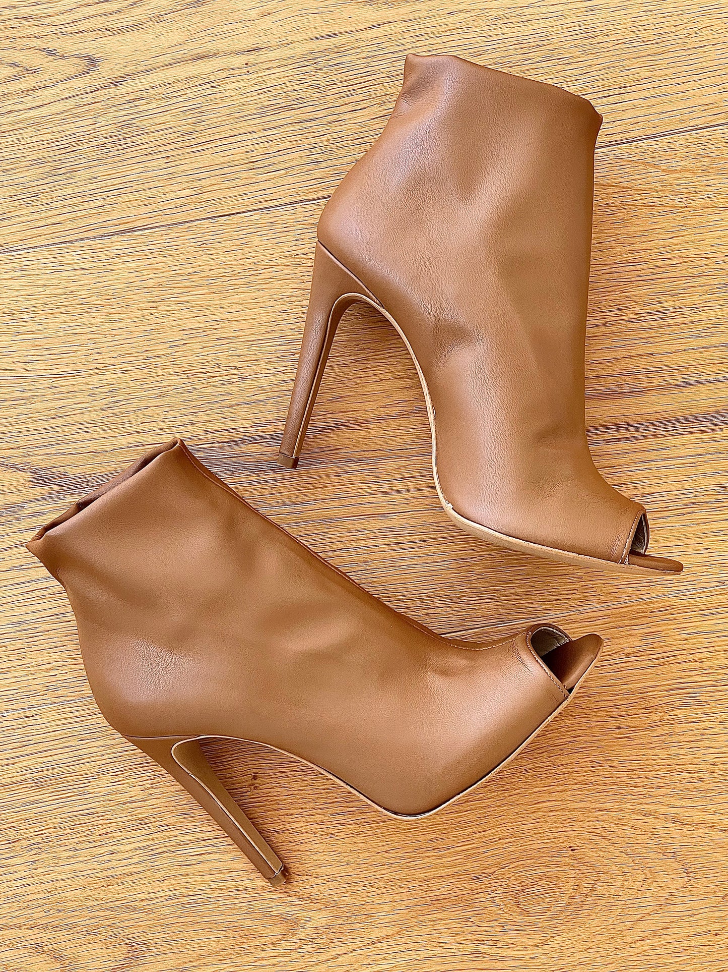 MALLOW LEATHER