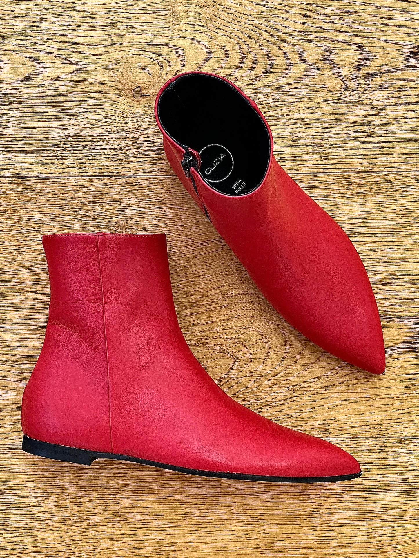 GERRI RED LEATHER
