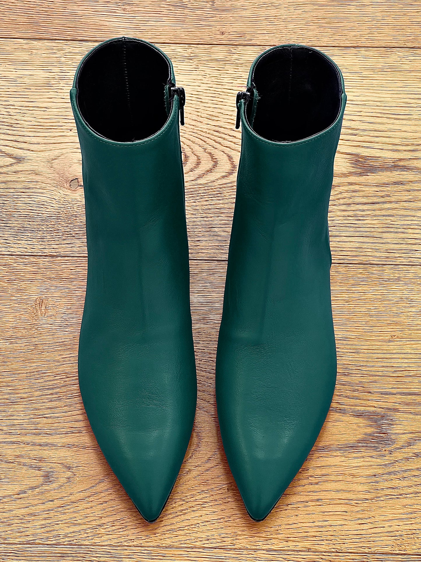 GERRI LEATHER BOTTLE