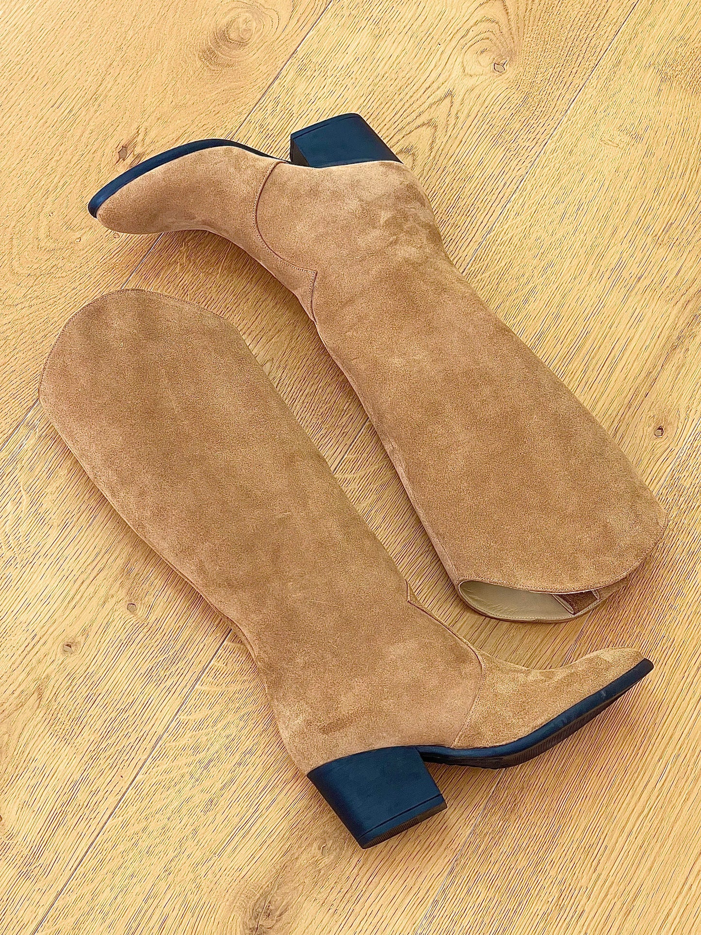 ARIEL SUEDE LEATHER