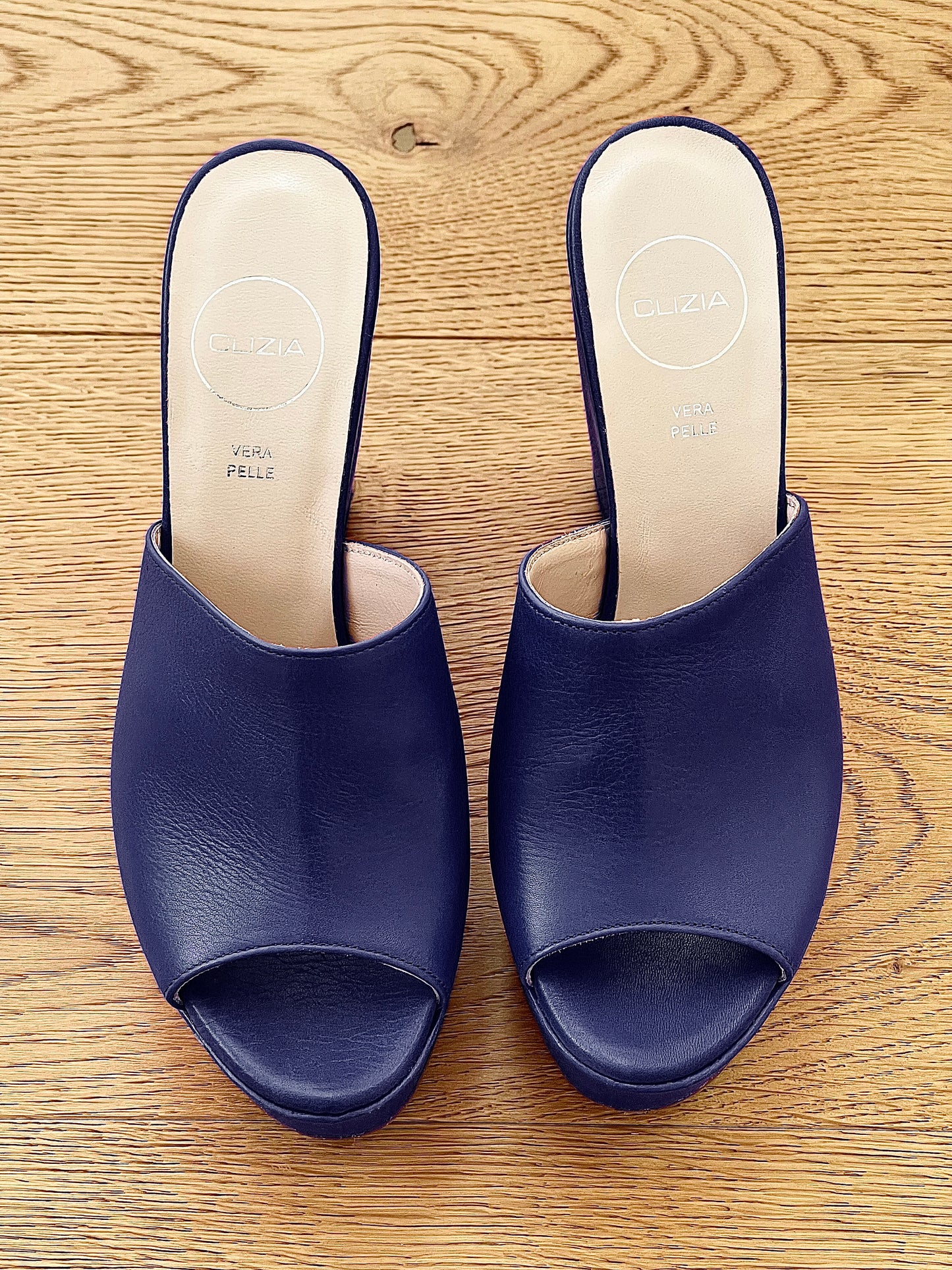EMMA BLUE LEATHER