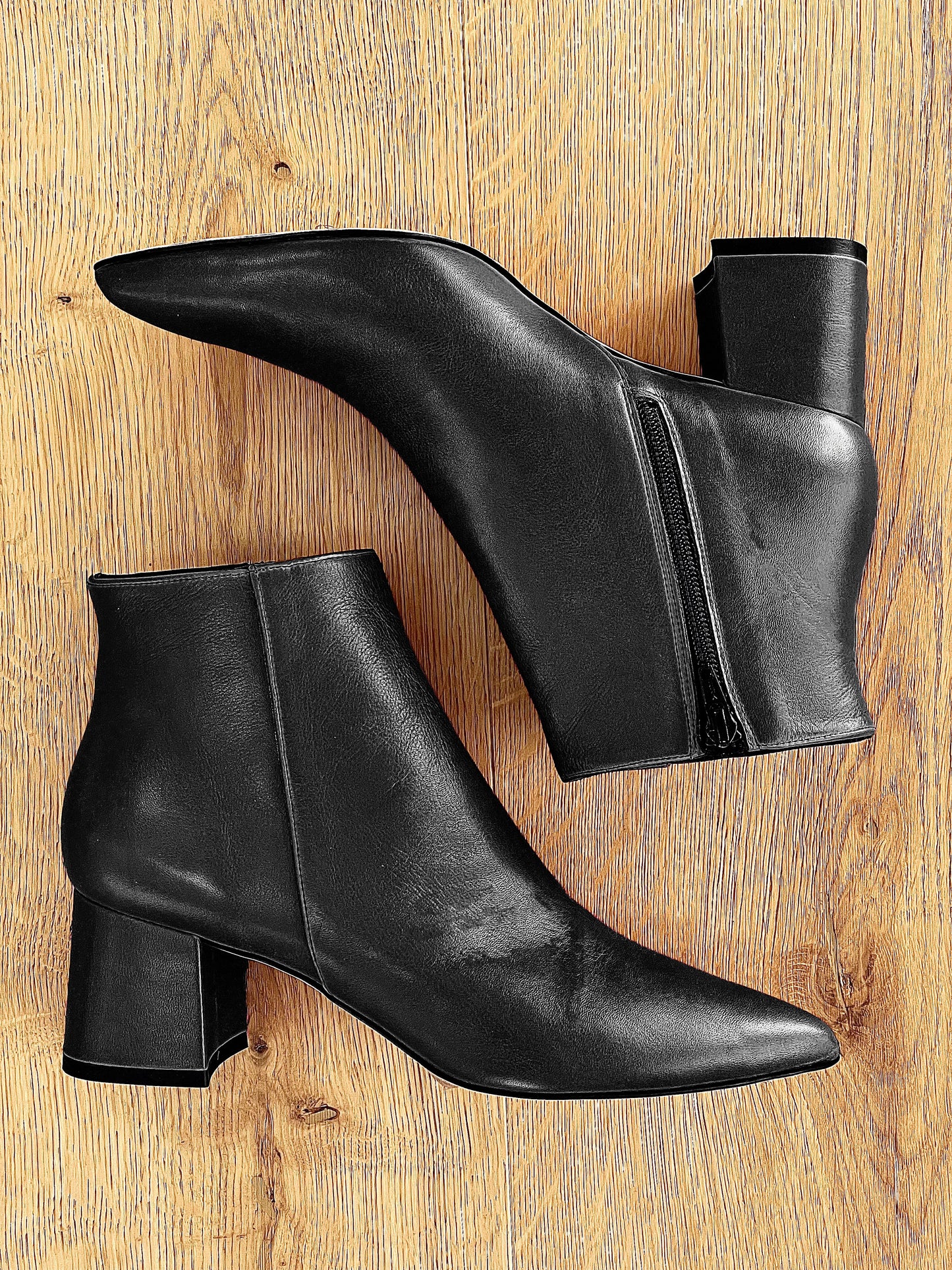 RIO BLACK LEATHER