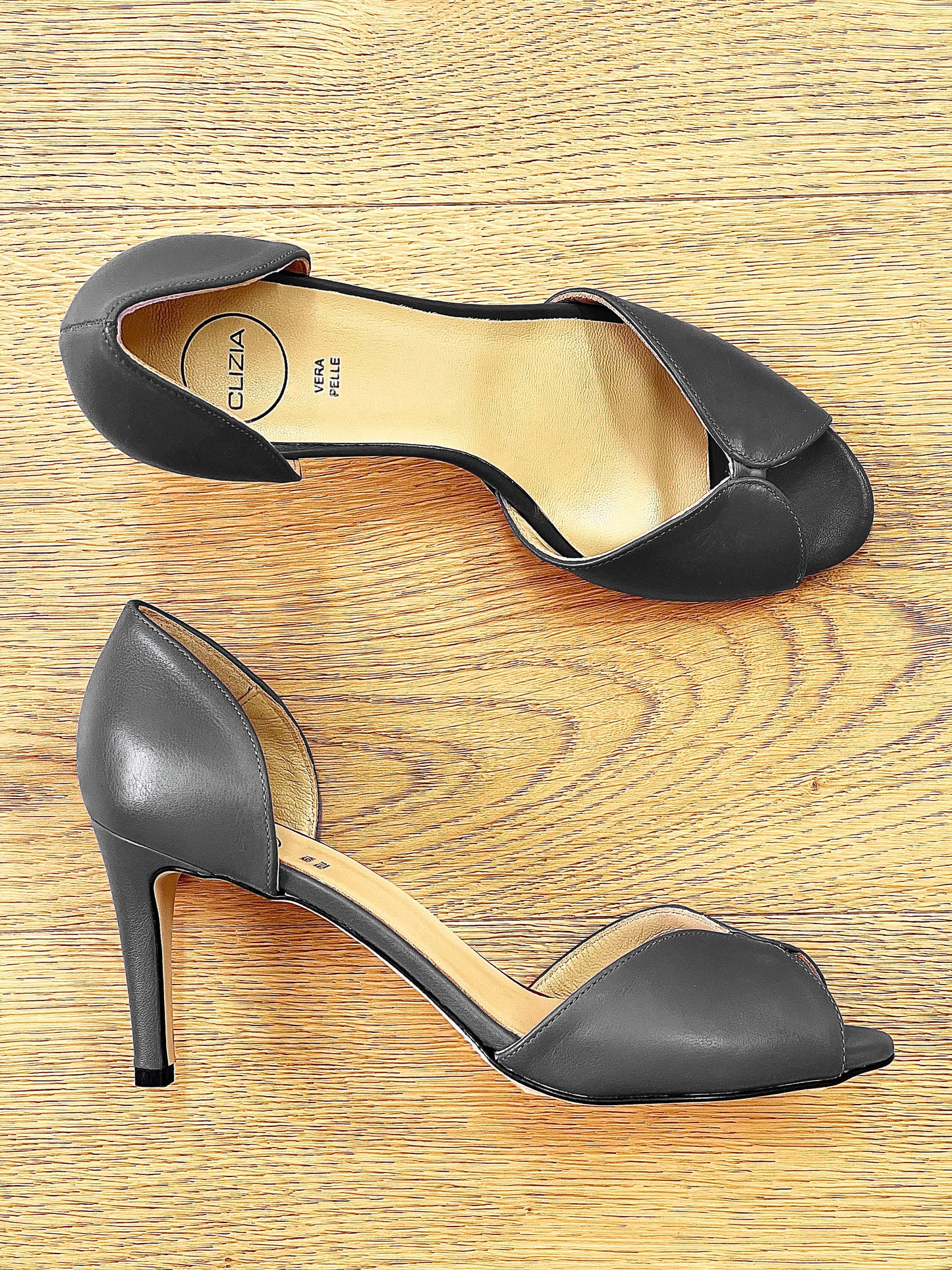 WANDA LEATHER GRAY