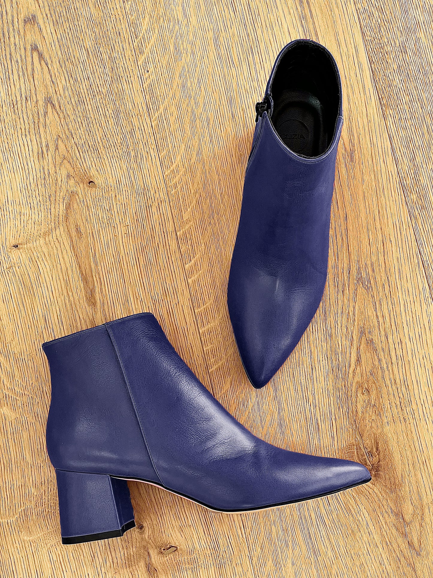 RIO BLUE LEATHER
