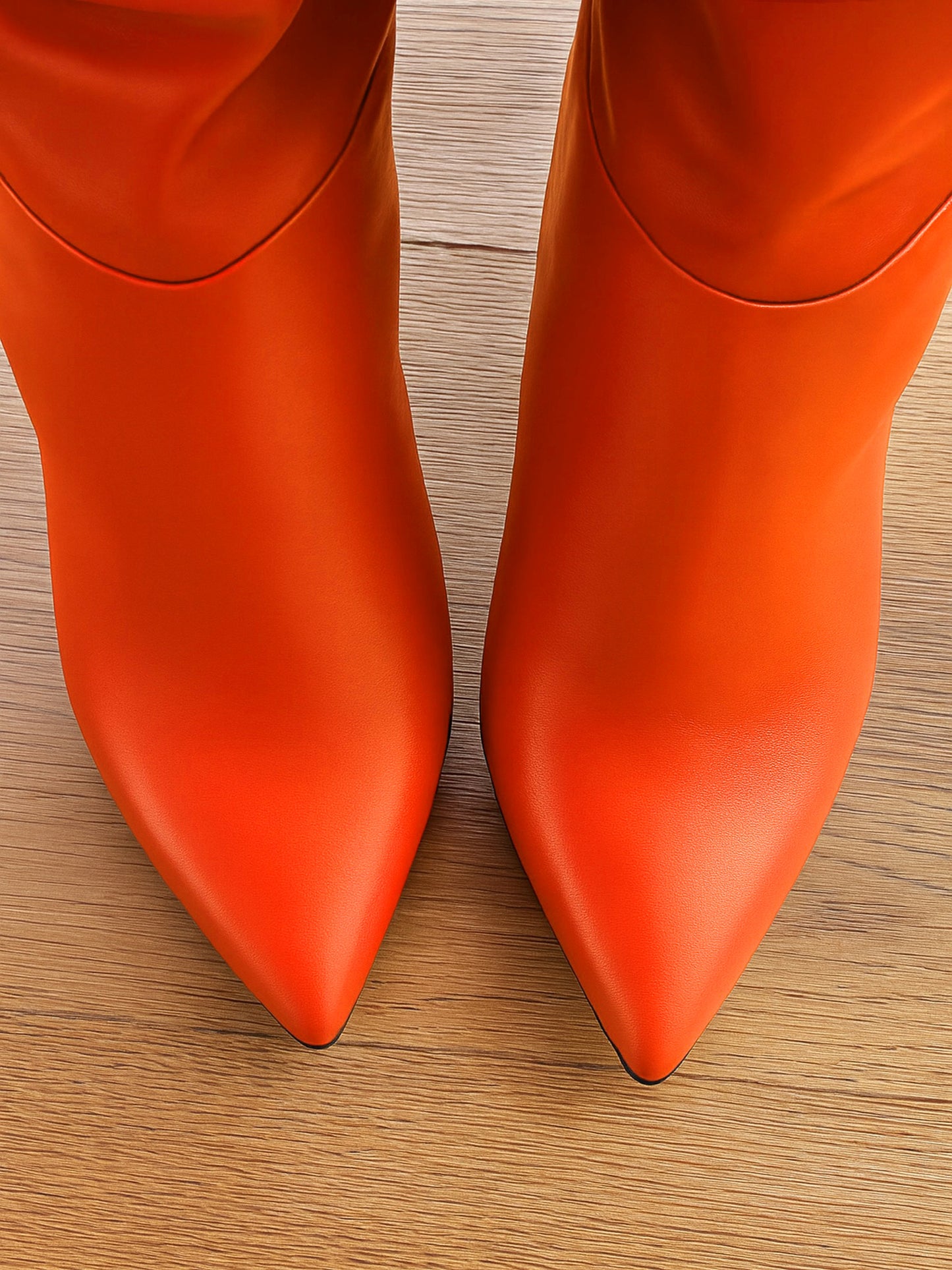 ARZU ORANGE LEATHER