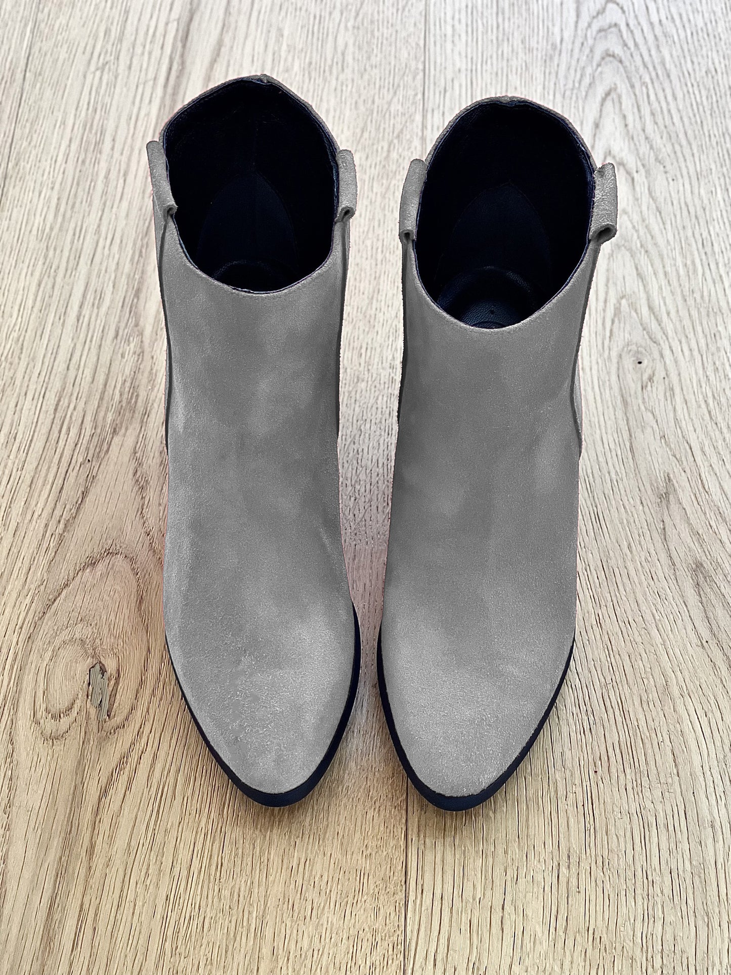 ICE SUEDE TESSA