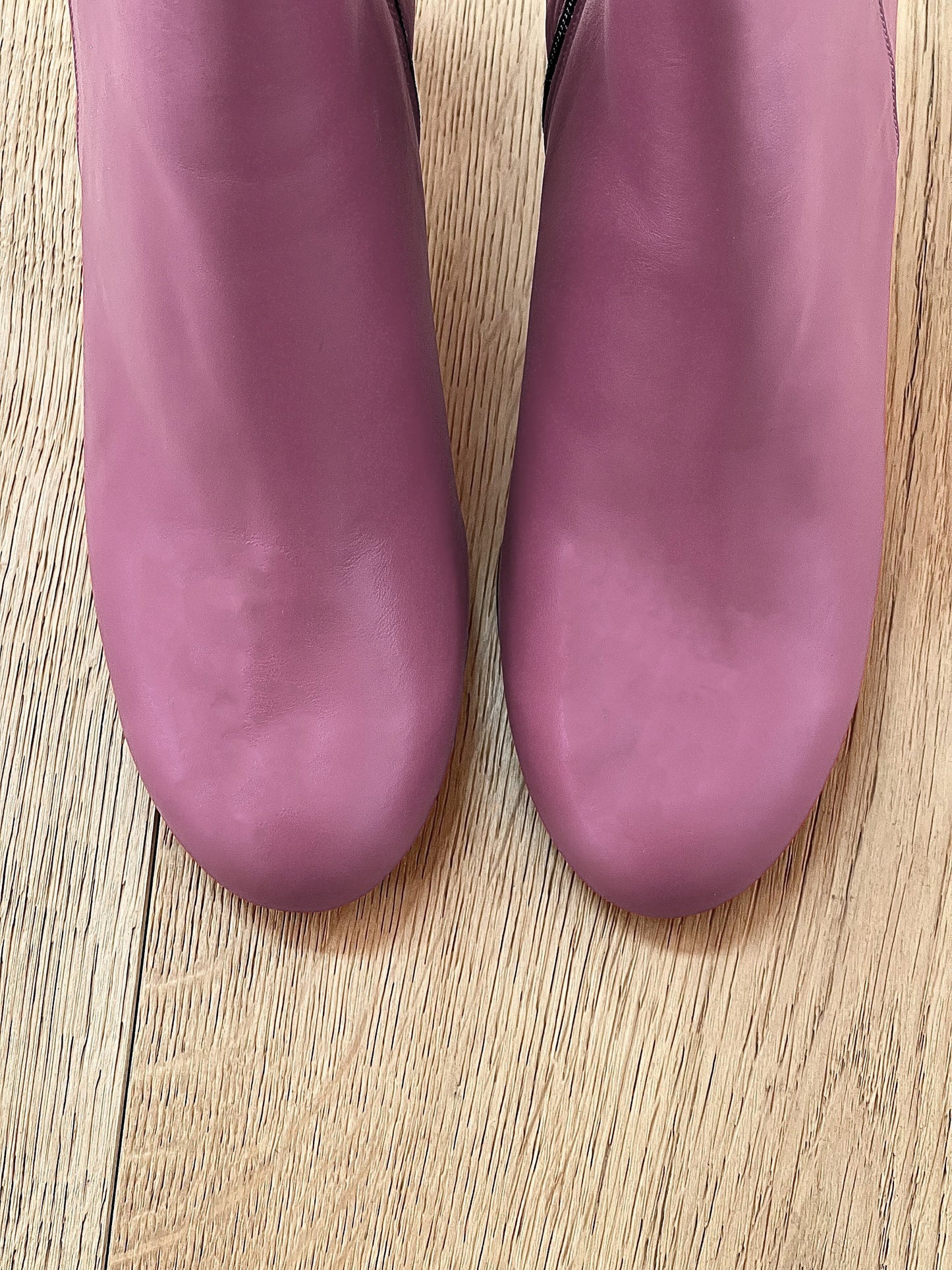 ROME LILAC LEATHER