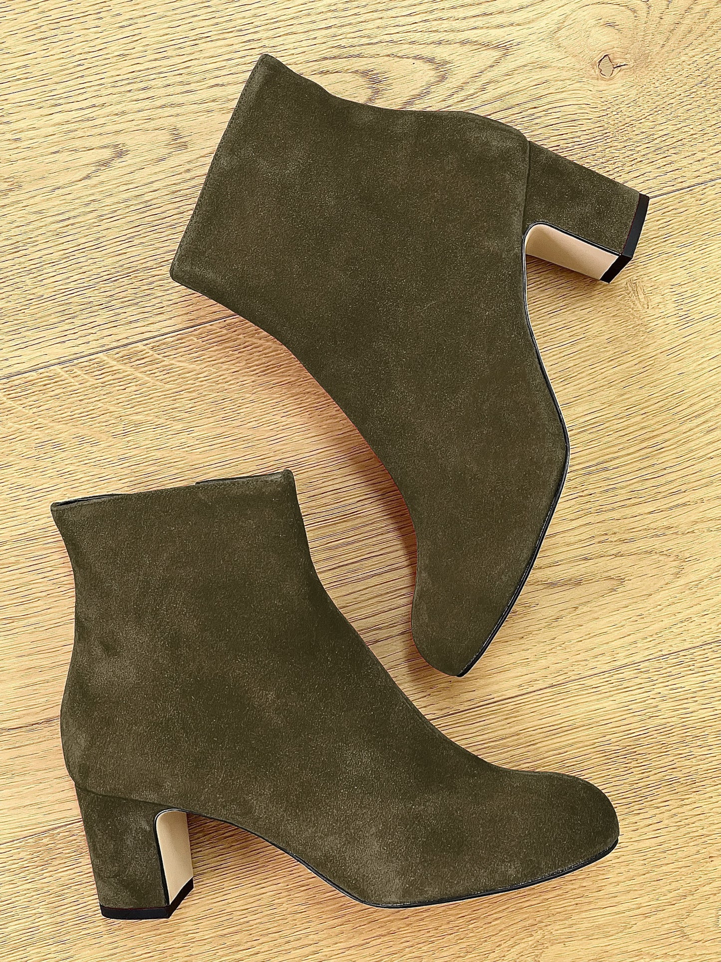 KHAKI SUEDE LUCAS