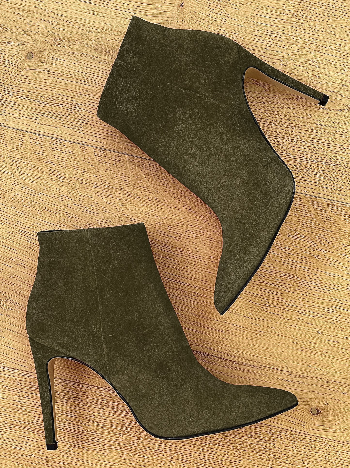 KHAKI SUEDE TITA