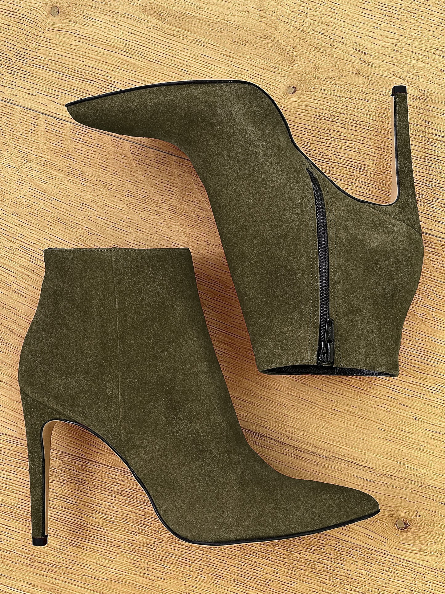 KHAKI SUEDE TITA