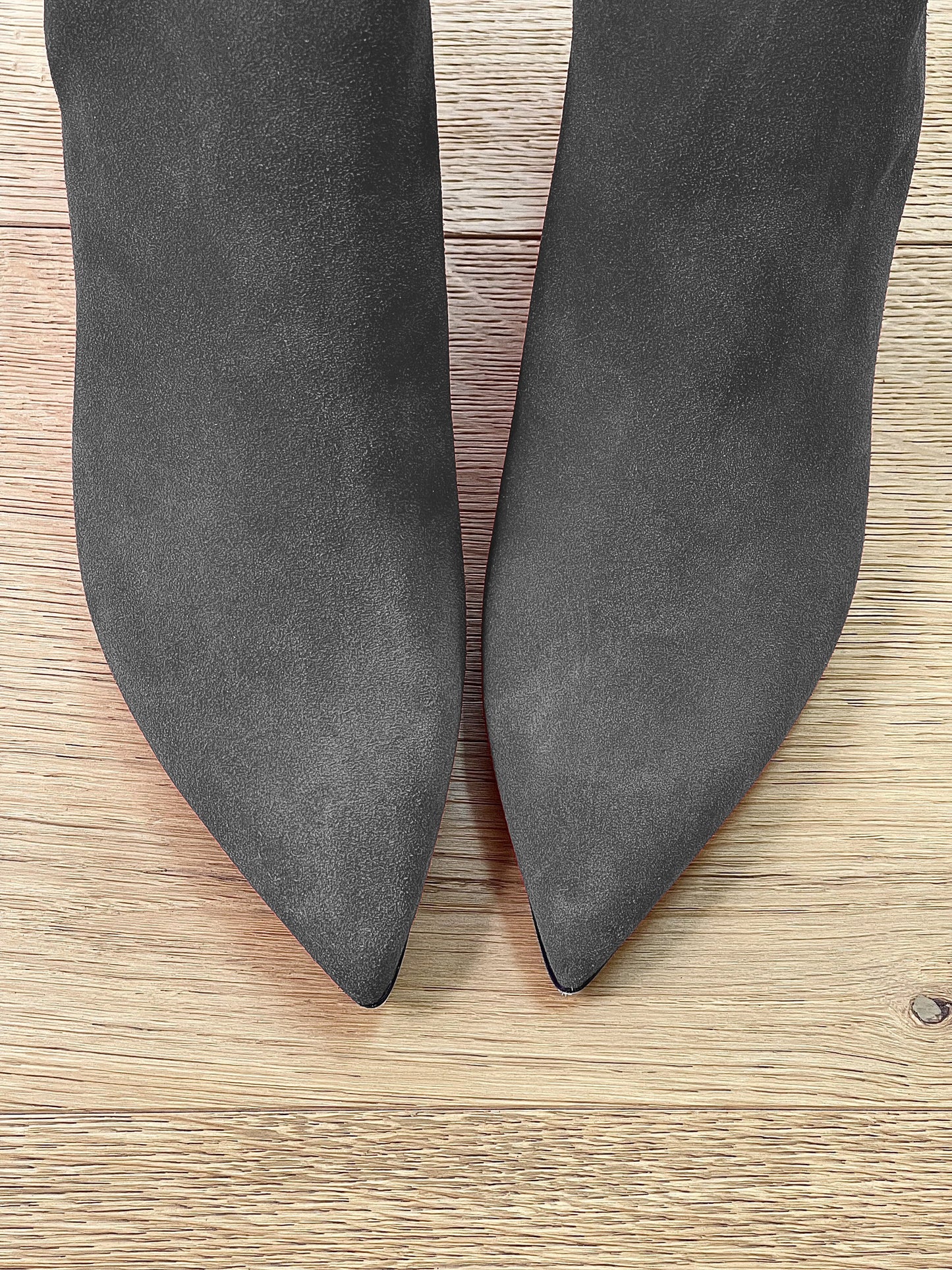 KRYSHA GRAY SUEDE