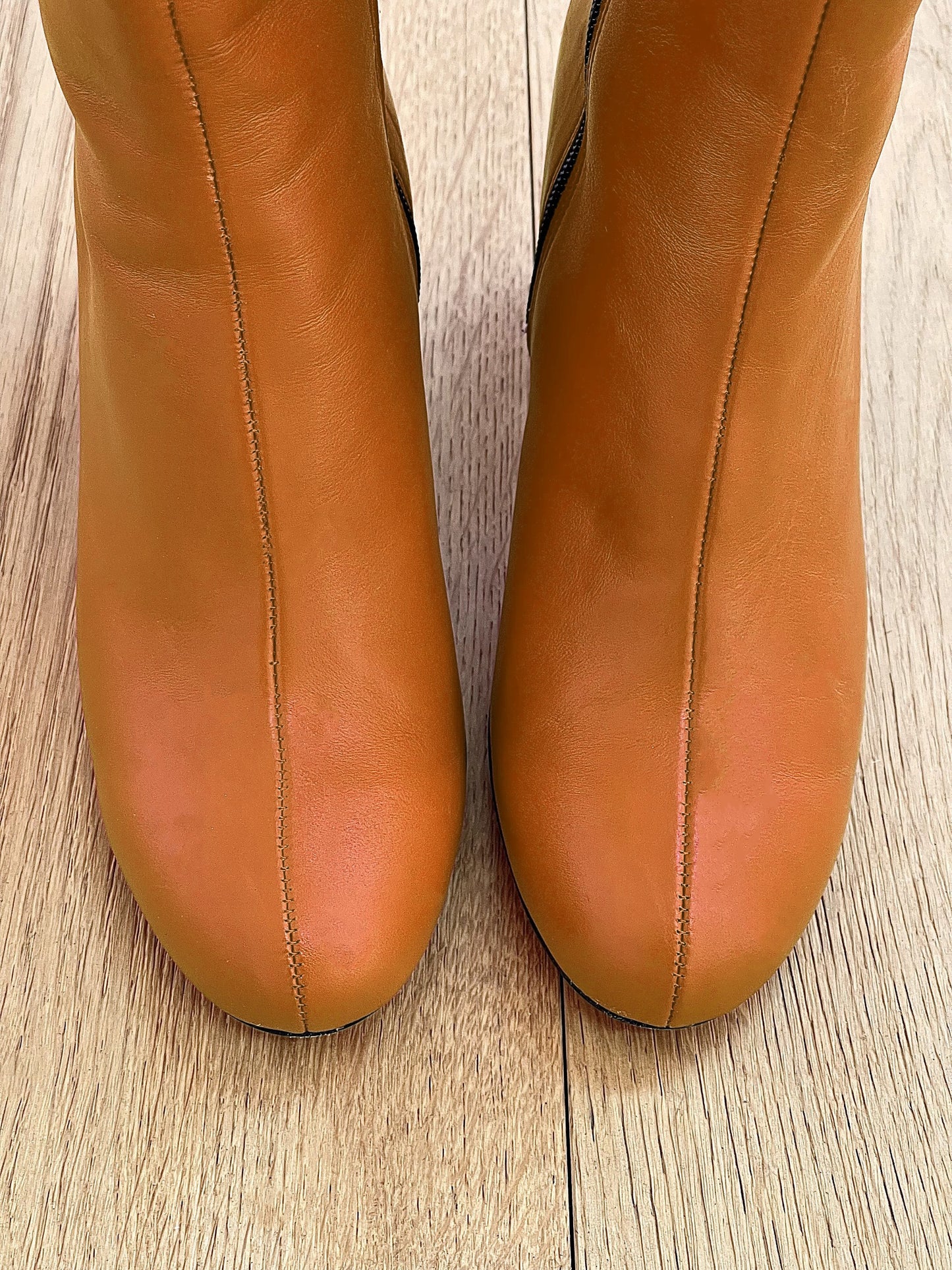 VIENNA LEATHER LEATHER
