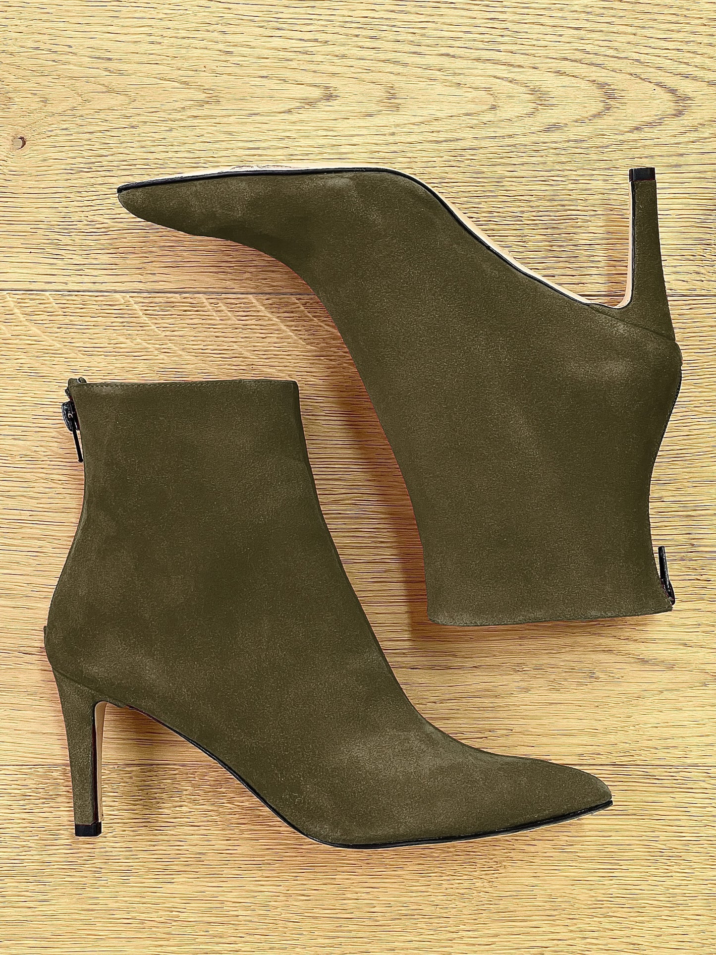 IRIS KHAKI SUEDE