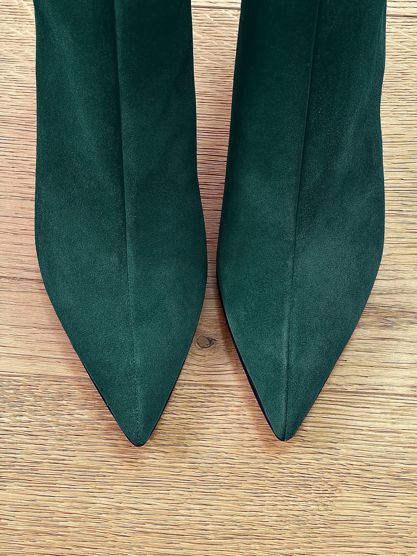 IRIS SUEDE BOTTLE
