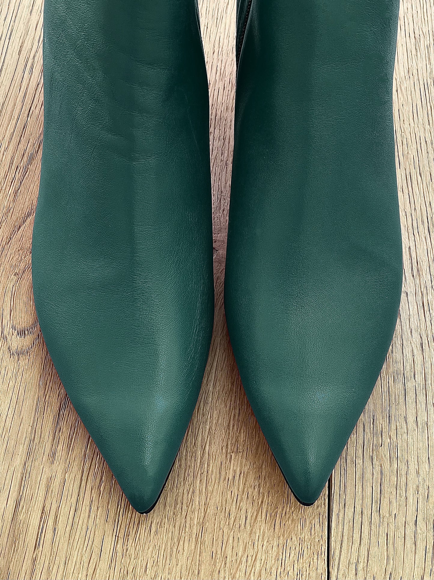NICK LEATHER BOTTLE