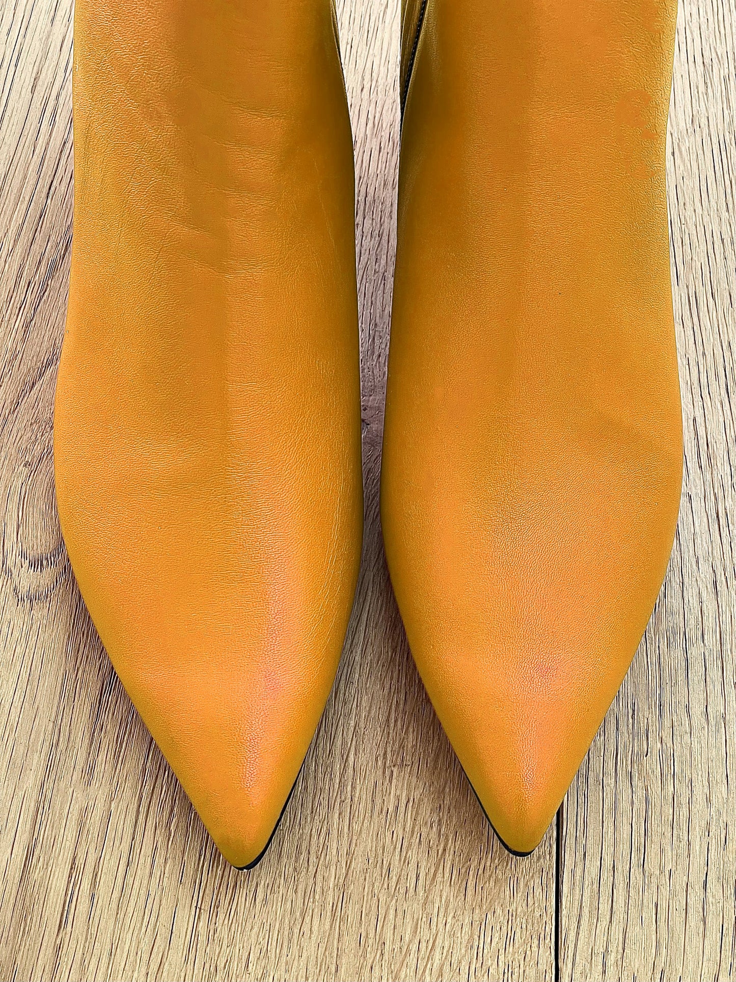 NICK YELLOW LEATHER