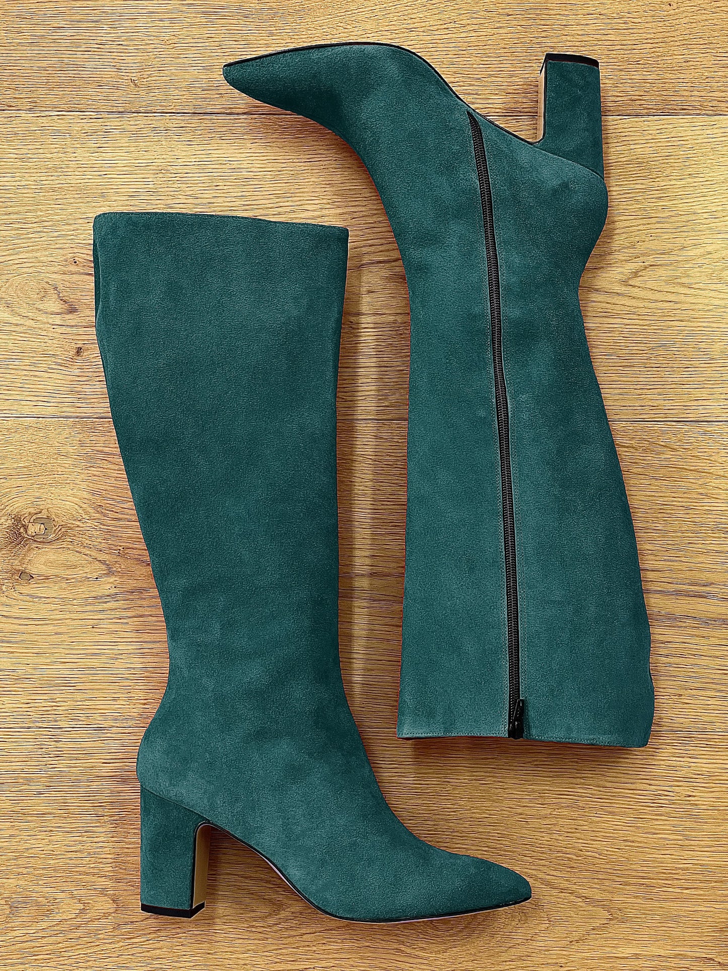 MARK BOTTLE SUEDE