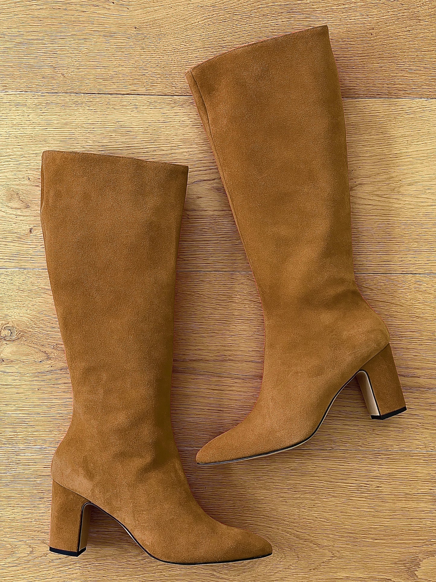 MARK COGNAC SUEDE