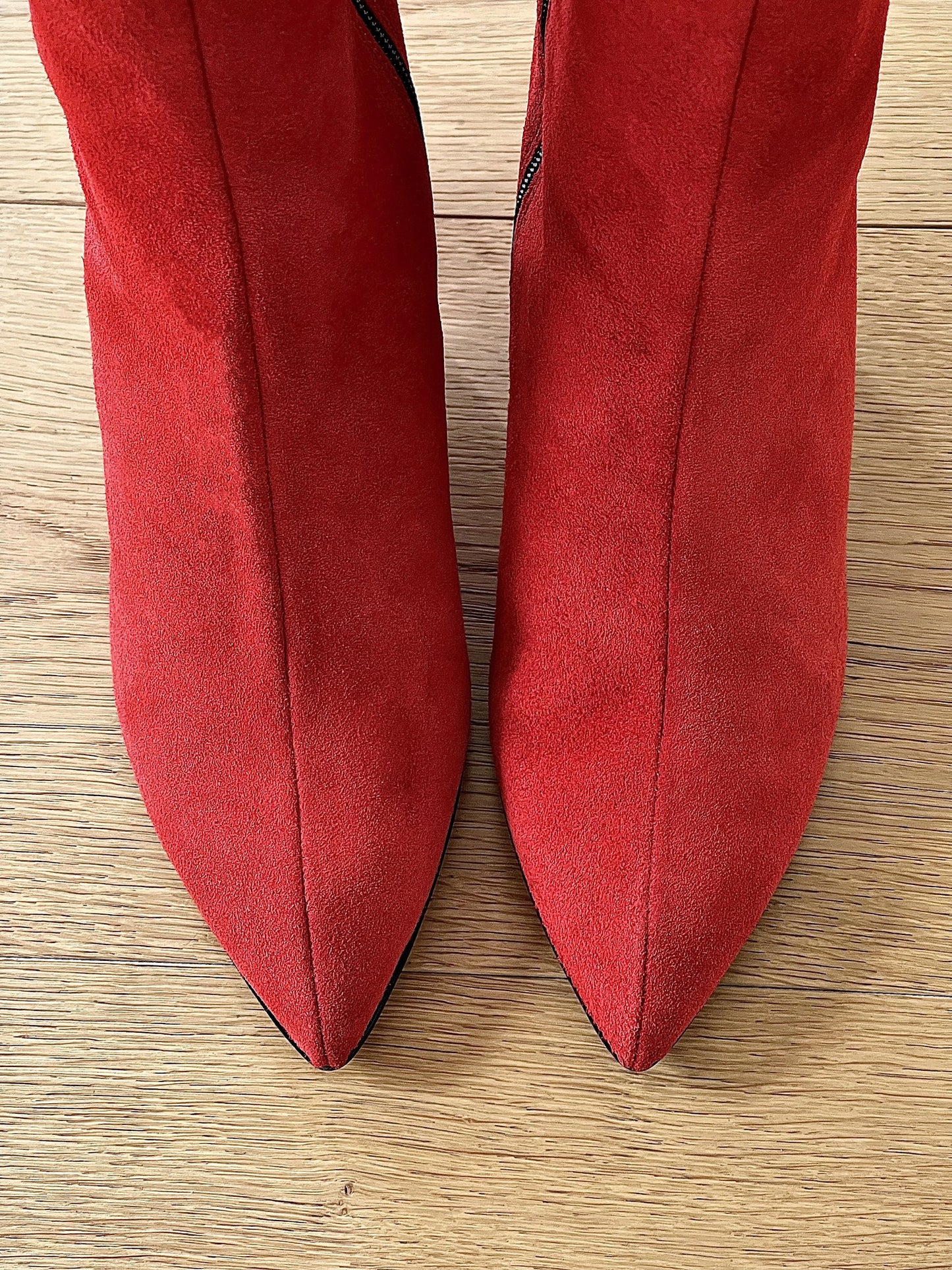 MARK RED SUEDE