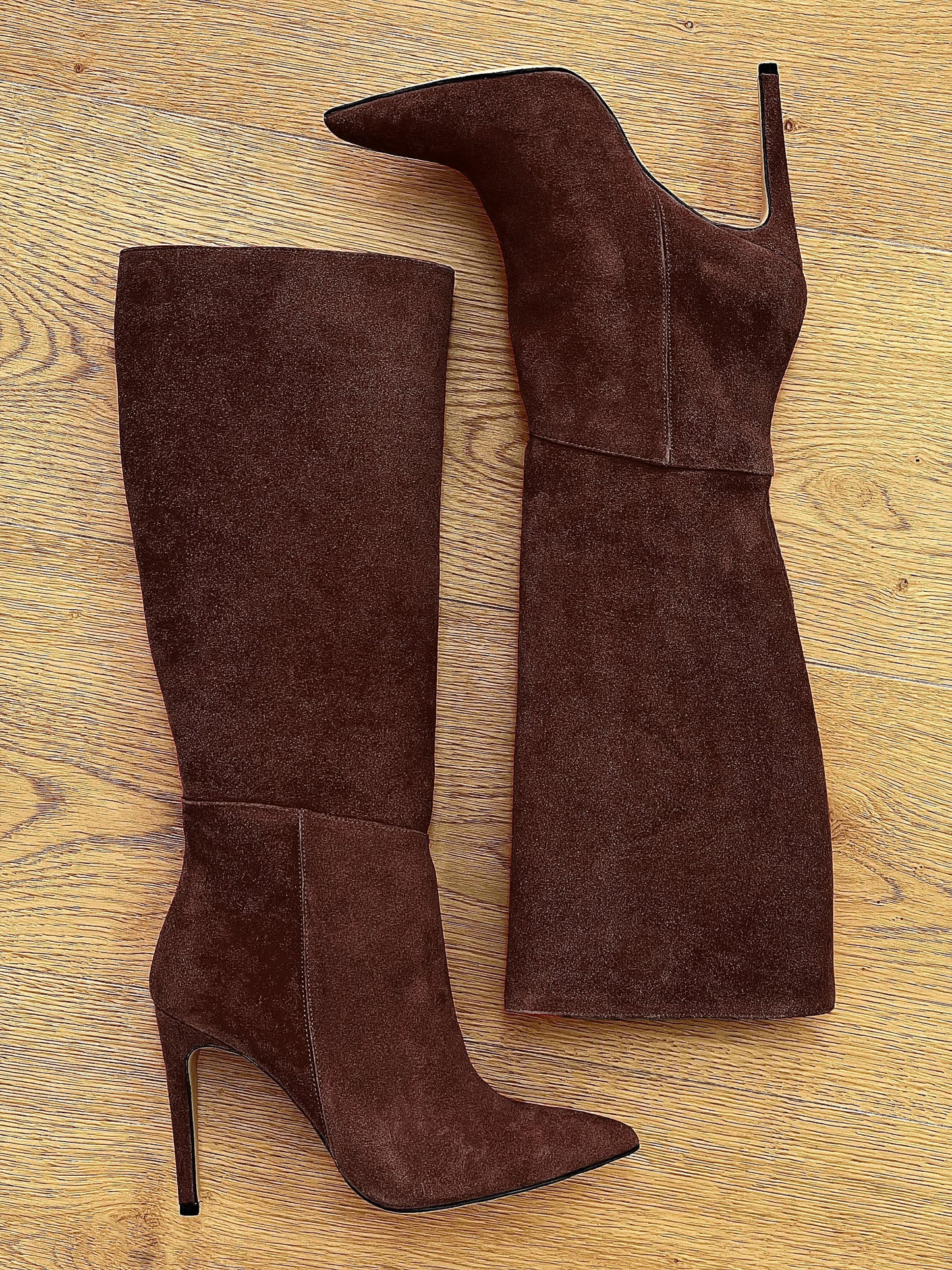 MAYA BROWN SUEDE